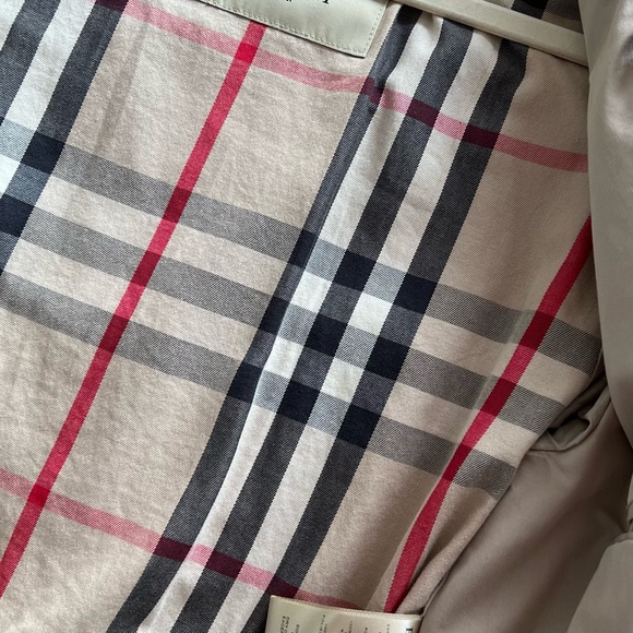 Burberry trench coat - Picture 2 of 3